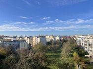 Renovierungsbedürftige 3-Zimmerwohnung mit klasse Blick zum sofortigen Bezug. - Leinfelden-Echterdingen