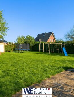Wohnfläche satt - Zweifamilienhaus mit reichlich Platz auf dem Land - Föhrden-Barl