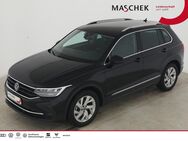 VW Tiguan, 2.0 TDI MOVE, Jahr 2023 - Weiden (Oberpfalz)