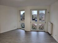 Sanierte 2-Zimmer-Wohnung mit hochwertiger Ausstattung, Einbauküche und Tiefgaragenstellplatz - Quickborn (Landkreis Pinneberg)