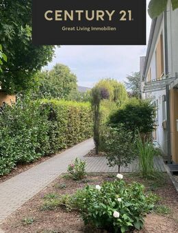 ** Provisionsfrei** Attraktives REH in ruhiger und zentraler Lage - Fürth