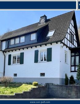 Einfamilienhaus auf großzügigem Grundstück mit modernisierten Elementen - Olpe
