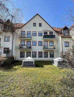 Top Lage in Bannewitz | Helle Dachgeschosswohnung mit 2 Balkonen und TG Stellplatz zum Kauf! - Bannewitz