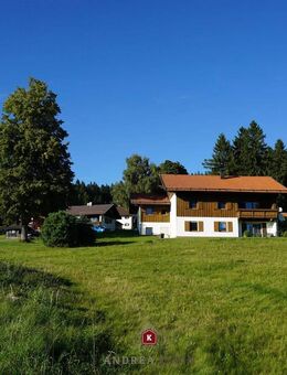 *Sankt Englmar - Vorderer Bayerischer Wald* Landhaus in Rand-, Höhen- und Südlage mit Traumgrundstück, Panoramablick u. ELW - Sankt Englmar