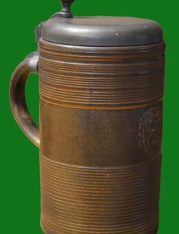 Bierkrug mit Zinndeckel Steinzeug , Gerz , Jahreskrug 1980 König - Pilsener , limitierte Auflage , Höhe 22cm , K326 - Görlitz