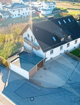 Ruhige Lage: Gepflegte Doppelhaushälfte mit großem Garten - Altdorf (Bayern)