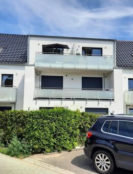 Neuwertiges Mehrfamilienhaus mit Sozialbindung in Wedel - Wedel