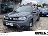 Dacia Duster, Journey TCe 130, Jahr 2024 - Braunschweig