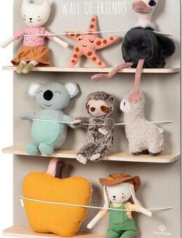 MUSTERKIND® Wandregal Wall of Friends, warmgrau/natur, FSC® - schützt Wald