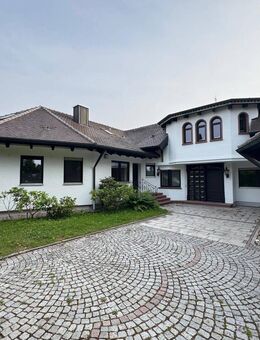 Villa in Kötz mit 7 vorbereiteten Ferienwohnungen und einer Entfernung von400m zu Legoland - Kötz