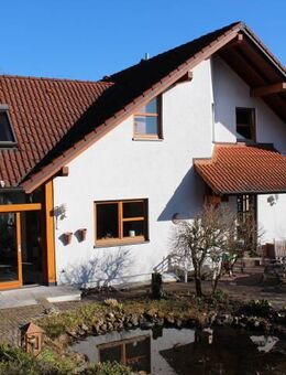 . ...dort wo man zur Lage noch Paradies sagen kann und man auch Füchse und Rehe am Waldrand sieht - Homberg (Efze)