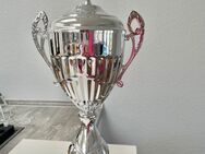 Pokal für ersten Platz im Mannschaftssport zu verkaufen - Bad Homburg (Höhe)