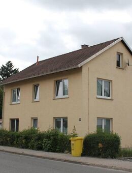 Großes Zweifamilienhaus mit dritter Wohnung im Anbau!!! - Kronach