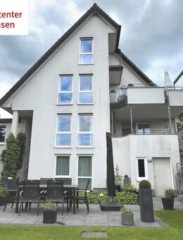 Großzügige Erdgeschosswohnung im schönem 2-FH mit Garage direkt am Kanal in einer Sackgasse - Haltern (See)