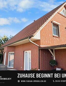 Stade-Ottenbeck: Großzügiges Familienhaus mit Wellness-Oase & Doppelgarage - Stade (Hansestadt)