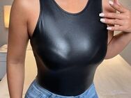 Damen Top aus PU Leder Größen S bis XL *NEU* - Marl (Nordrhein-Westfalen)