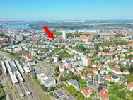 Moderne, renovierte 2-Zimmer-Souterrain-Wohnung mit Terrasse und Wannenbad - Rostock