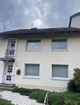 Charmantes Zweifamilienhaus mit Gartenidylle auf Erbbaurecht - Iserlohn