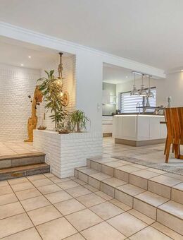 Viel Raum, viel Komfort Großzügiger und sehr modernen Bungalow mit Einliegerwohnung - Ratingen