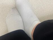 Getragene Socken verkaufen - Krefeld