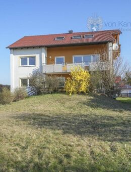 3-Familienhaus mit großem Grundstück - weiteres Haus/Anbau möglich - Röttenbach (Landkreis Erlangen-Höchstadt)