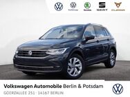 VW Tiguan, 2.0 TDI Move, Jahr 2023 - Berlin