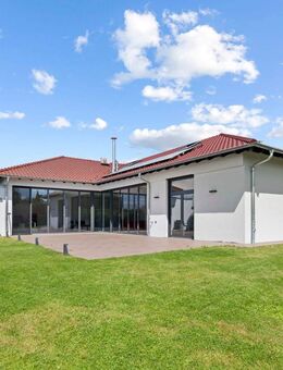 ImmoBillia: "Erleben Sie die Synthese von modernem Wohnen und erstklassigem Komfort!" - Pleidelsheim