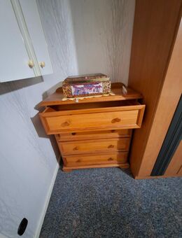 Kommode / Weichholz - Duisburg