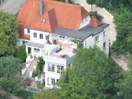 Paradiesisch wohnen in historischem Anwesen in Herrlingen - Blaustein