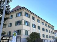 Ab 1.6.25! Helle 1-Raumwohnung mit kleiner Einbauküche zur Ablöse in Marienthal - Nähe HBK! - Zwickau