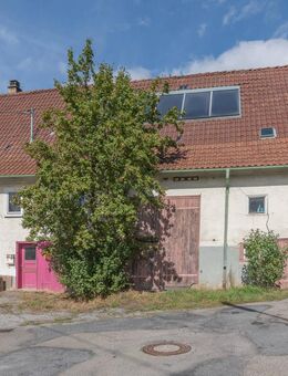 Die kleine Landliebe wartet hier auf Sie: Bauernhaus mit Scheune für Handwerker - Sulz (Neckar)