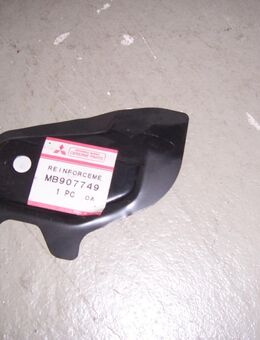 MB907749 Dachverstärkung hinten links Mitsubishi Lancer Kombi - Hannover Vahrenwald-List