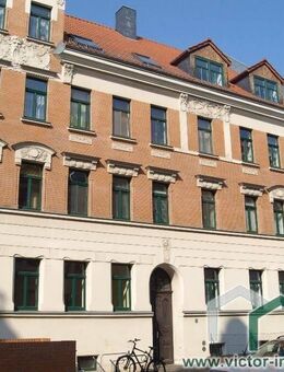 ** Single-Wohnung mit Wannenbad in ruhiger Seitenstraße ** - Leipzig