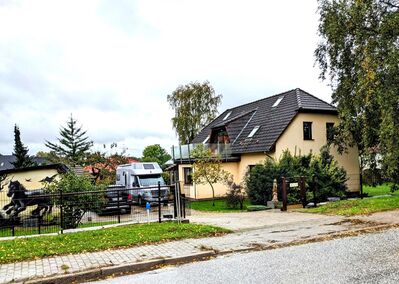 Einfamilienhaus mit großem Grundstück und viel Platz für Leben, Wohnen und Hobbys