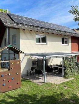 Energieeffizientes Wohnhaus mit PV-Anlage - Mitwitz