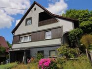 Zeitlos wohnen am Waldrand - solides Wohnhaus mit Wintergarten, Balkon und Garage - Zella-Mehlis