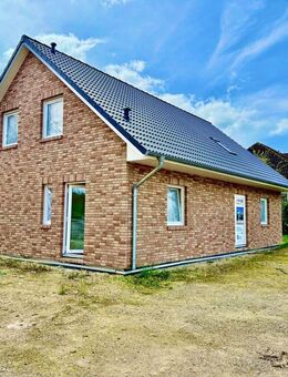 Familientraum mit Gestaltungsfreiheit großzügiges Haus auf großem Grundstück - Schwissel