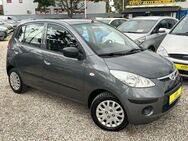 Hyundai i10 Style Automatik*Klima*E-Paket*TÜV NEU - Berlin