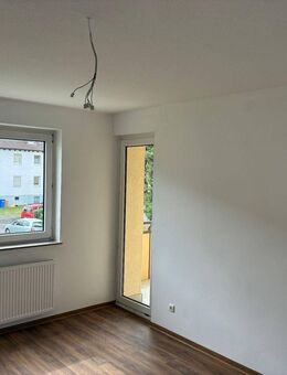 Schöne 3-Zimmer Wohnung mit neuen Bodenbelägen und Balkon zu vermieten - Schlüchtern