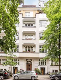 Seitlich Kurfürstendamm Helle Altbauwohnung mit Balkon - Berlin