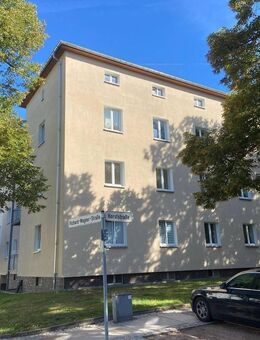 Schöne 2 Raumwohnung mit Balkon - Chemnitz
