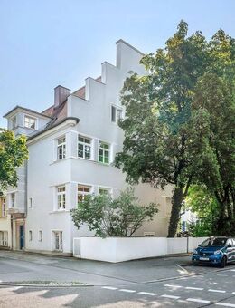 Rarität. Ensemble-Eckhaus aus den 1920er-Jahren. - München