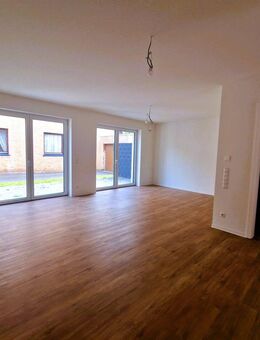 2-Zimmer-Wohnung mit Einbauküche und Terrasse in Oldenburg - Bürgerfelde - Oldenburg