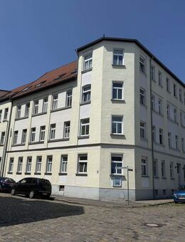 Frisch sanierte 2-Zimmer-Wohnung mit Balkon im EG in Schkeuditz - Schkeuditz