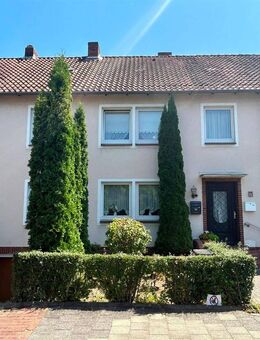 Gepflegtes Zweifamilienhaus in zentraler Lage von Nienburg - Nienburg (Weser)