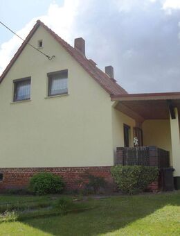 kleines hübsches Einfamilienhaus mit schönem Grundstück in Zwickau - Zwickau
