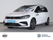 VW Touran, 1.5 TSI Highline, Jahr 2023 - Hildesheim