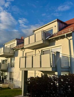 Großzügige 2,5 Zi.-Wohnung mit Balkon, EBK und Garage in Ellwangen - Neunheim - Ellwangen (Jagst)