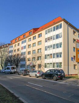 - Ohne Provision!- vermietete 2-Zi.-Wohnung mit Wintergarten im Herzen von Erfurt! - Erfurt