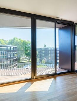 1-Zimmer Wohnung mit Loggia am Elbufer – Marina Garden - Dresden